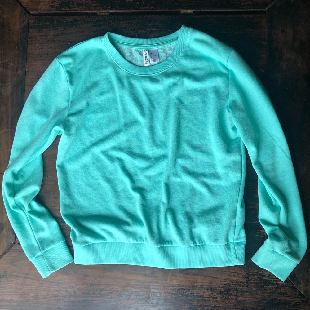 Women’s Blue Divided sweatshirt